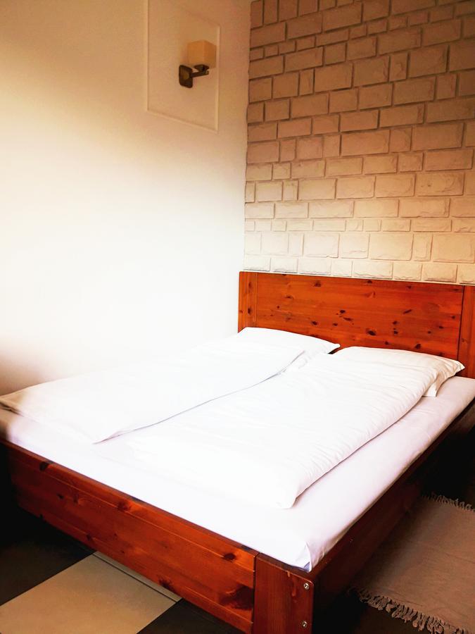 Santana Club Bed & Breakfast Велен Заобжански Екстериор снимка